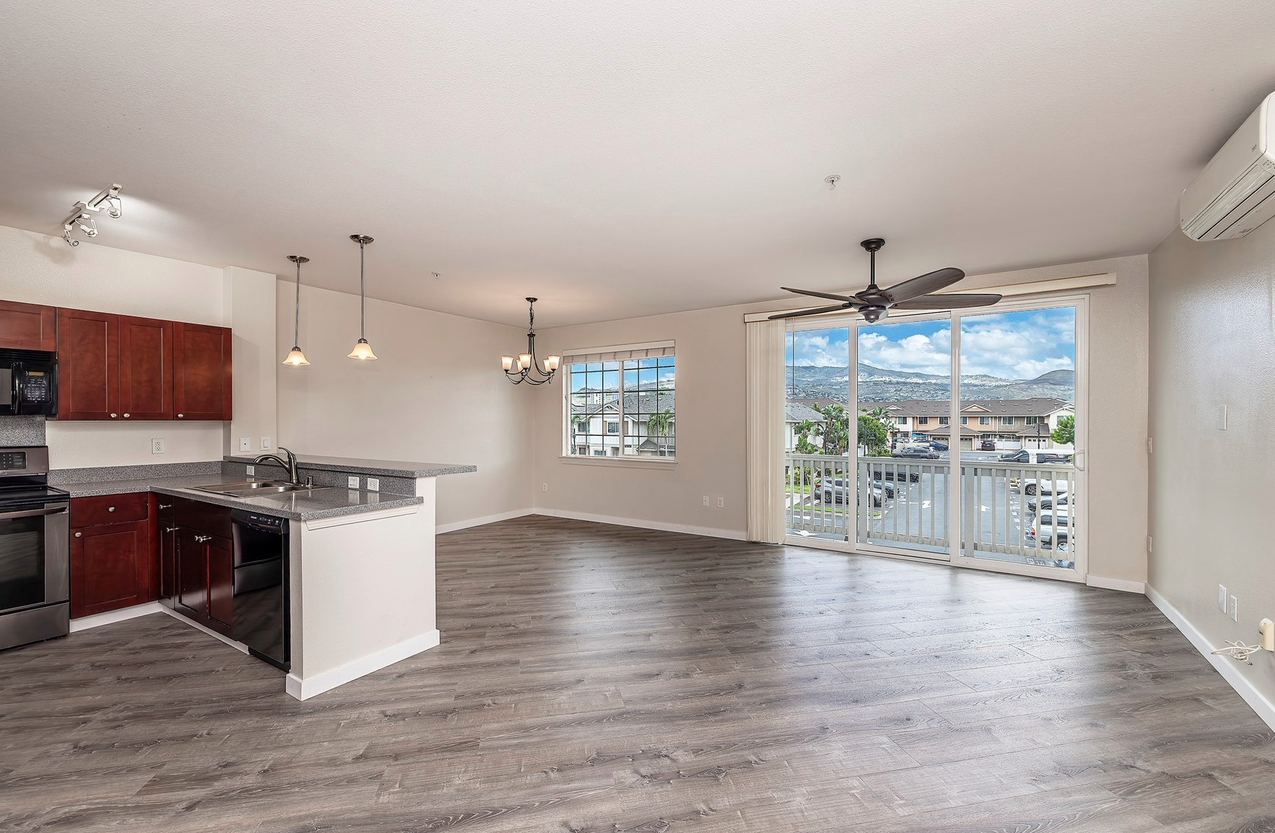 1020 Kakala Street - 914